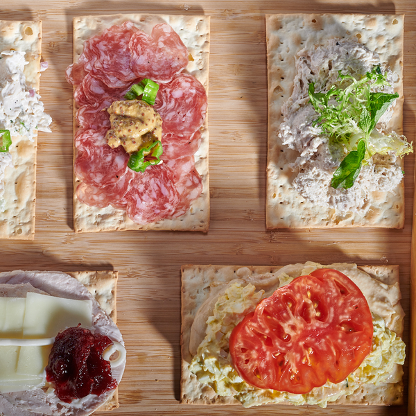 Flatbread Crackers : Roasted Garlic & Rosemary